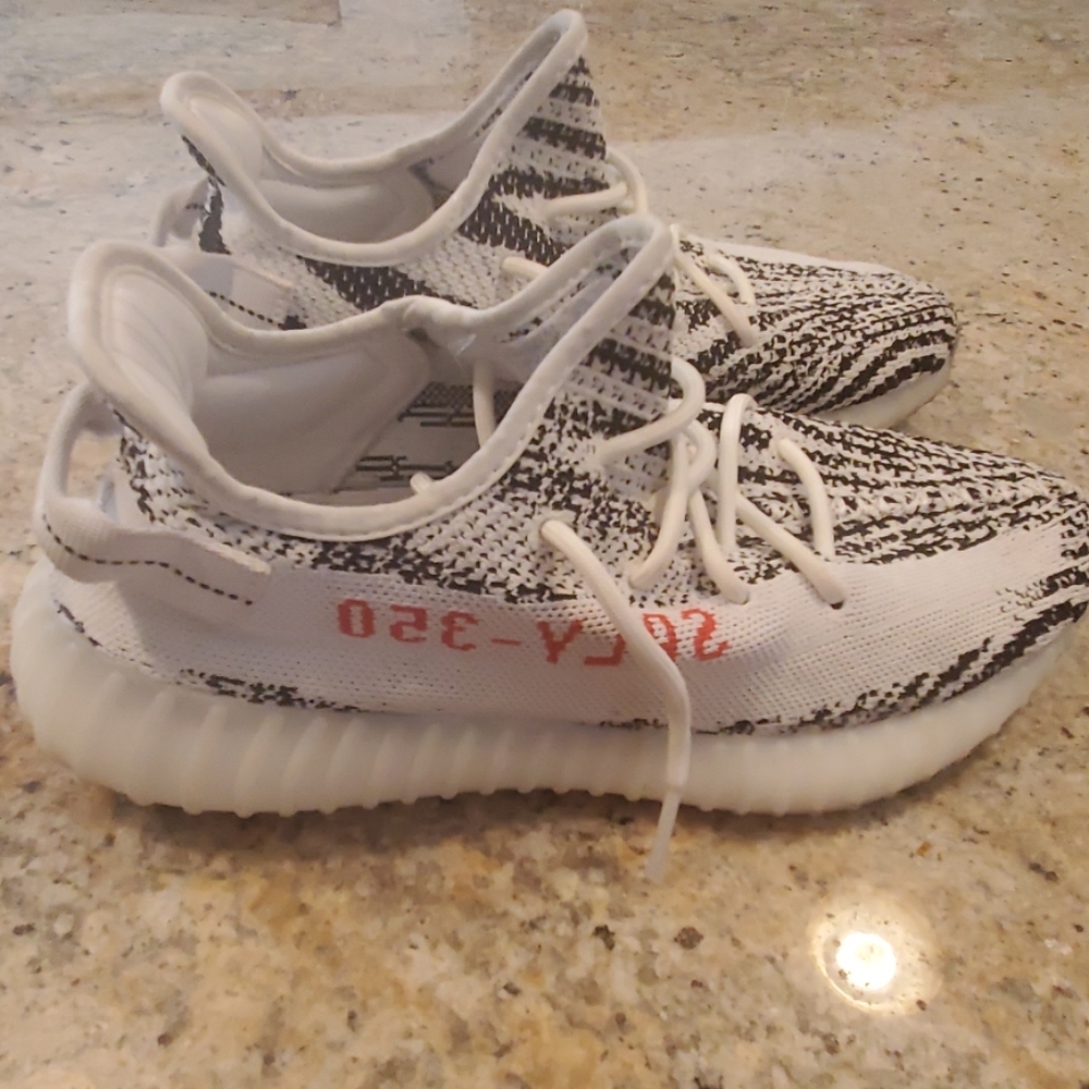 Yeezy 350 Zebra V2